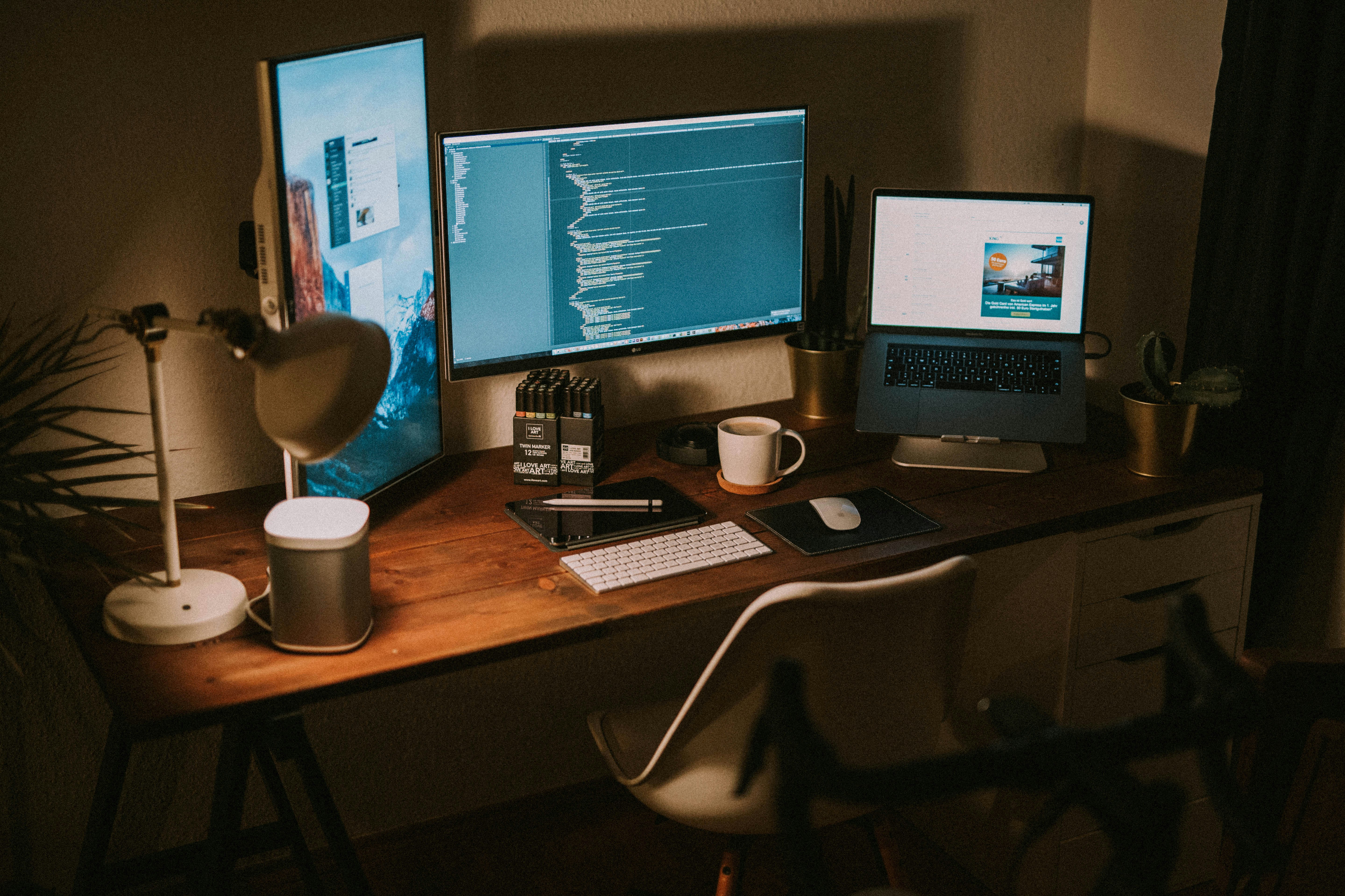 Codebase Insights Influencer